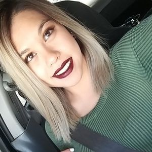 Meet your Posher, Teresa